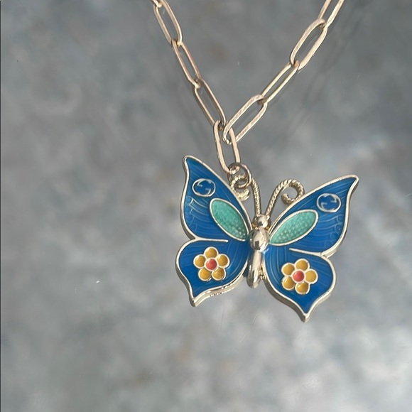 Gucci Blue and Green Butterfly pendent/ with non branded bracelet chain - Picture 1 of 3